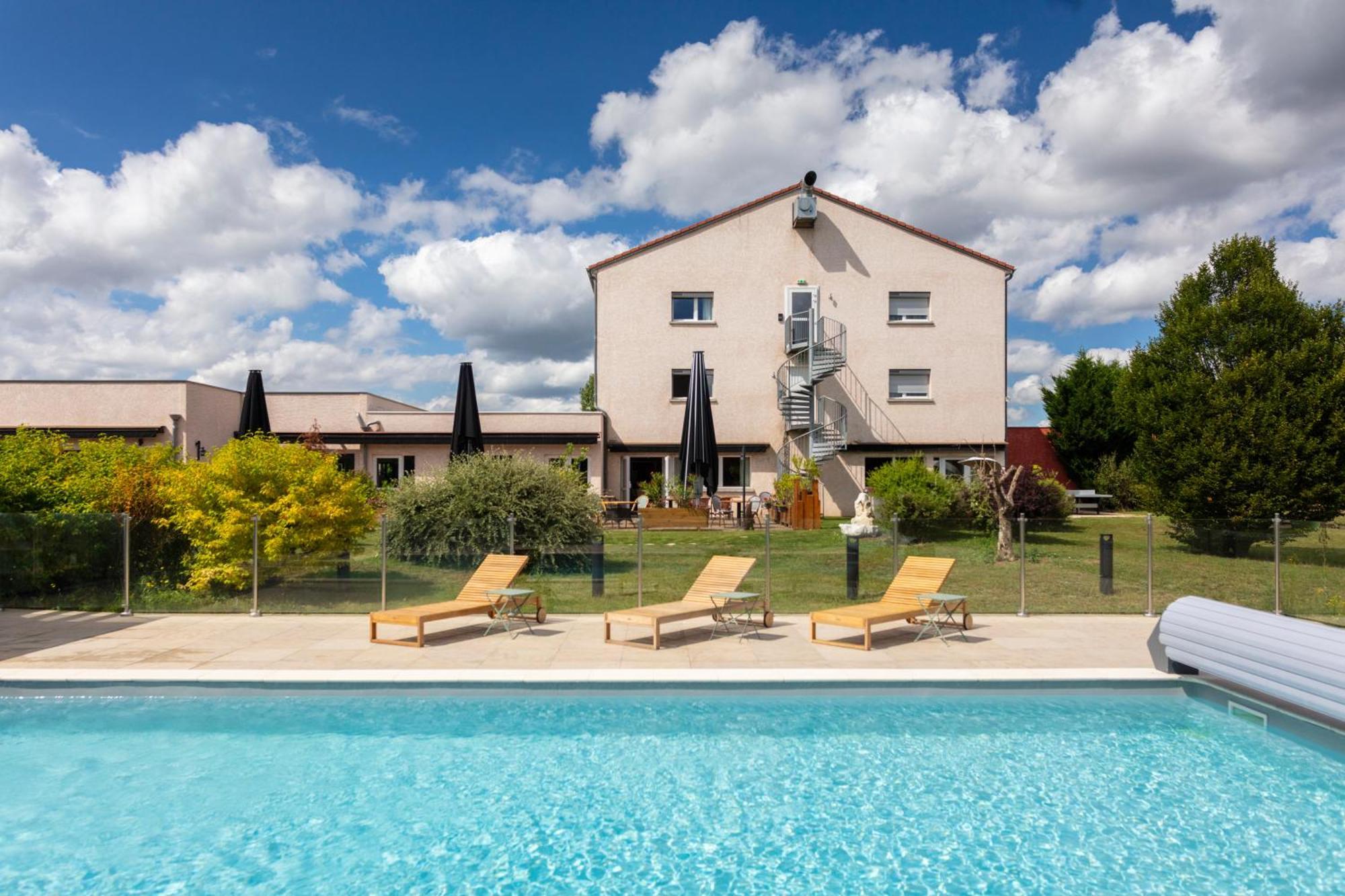 Artemis Hotel & Spa Bistro Coquet Brioude Exterior photo
