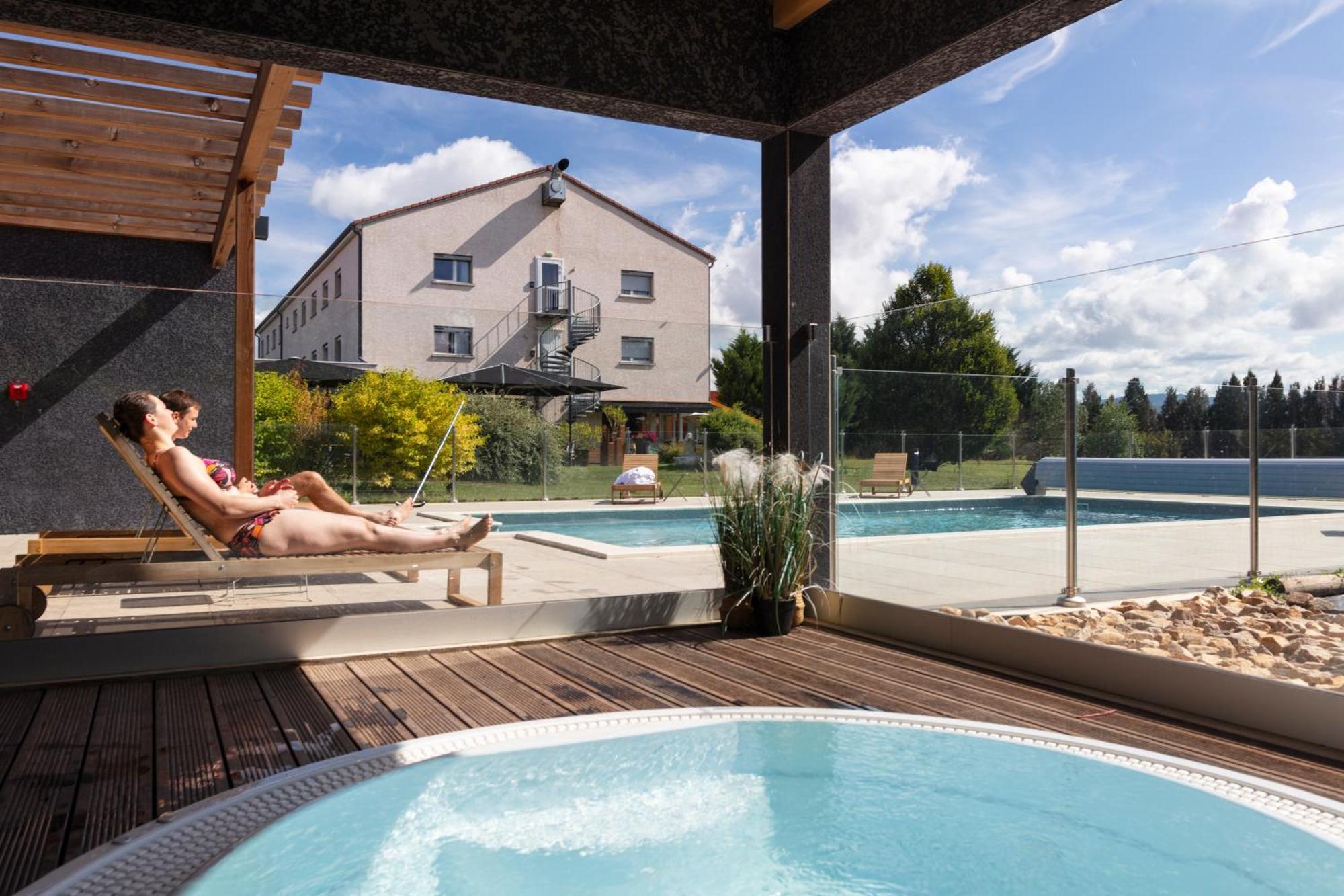 Artemis Hotel & Spa Bistro Coquet Brioude Exterior photo